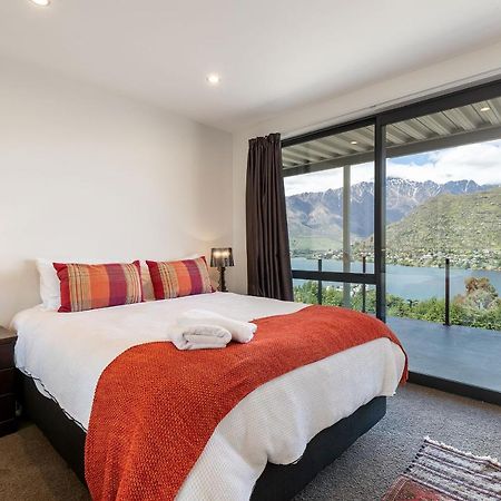 Okataina - Means Place Of Laughter, Luxury Retreat Villa Queenstown Bagian luar foto