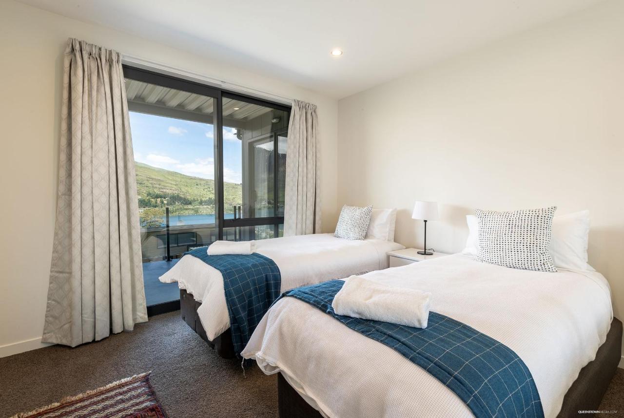 Okataina - Means Place Of Laughter, Luxury Retreat Villa Queenstown Bagian luar foto
